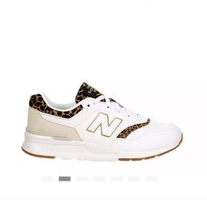 New Balance Womens 997 Leopard Print